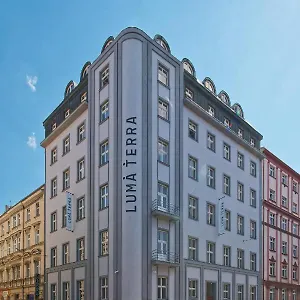Luma Terra Praag