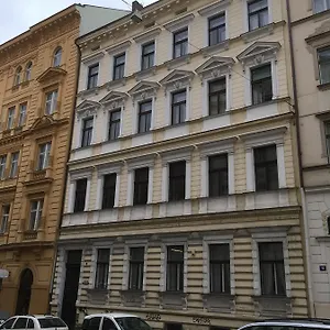 Hostel Emma, Prag