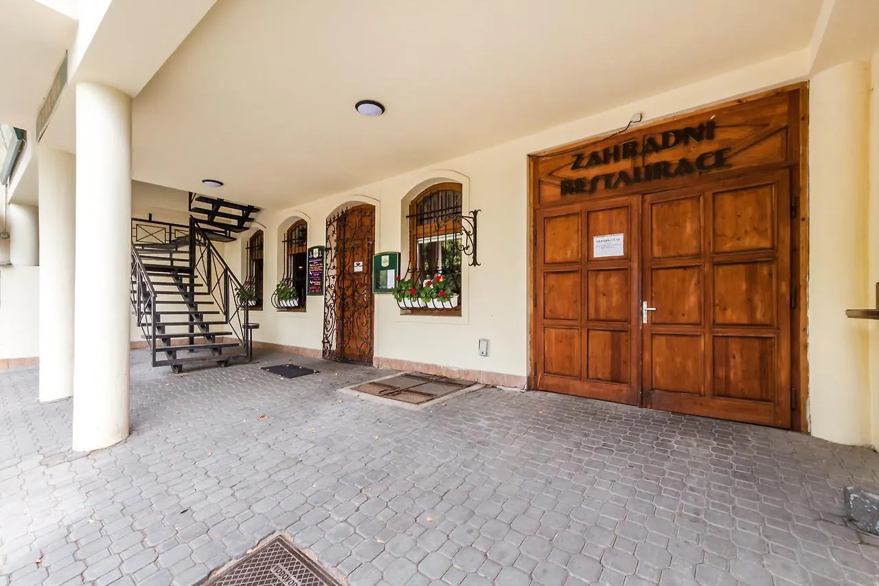 Nova Hospoda - Hotel & Restaurant Prague Czech Republic