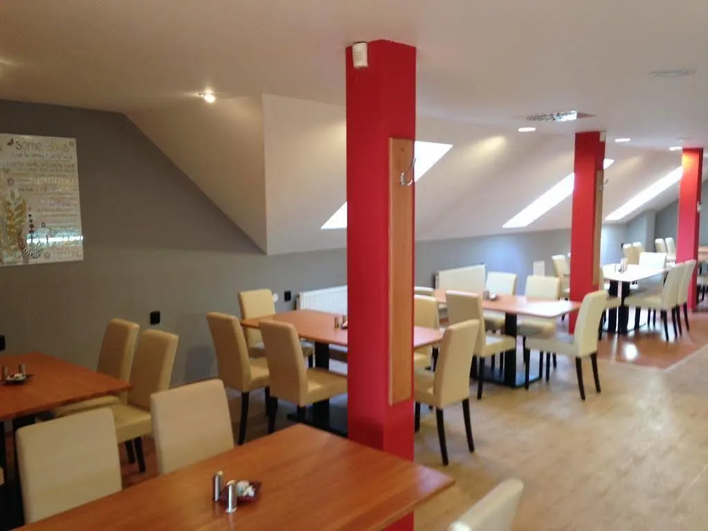 Nova Hospoda - Hotel & Restaurant Prag